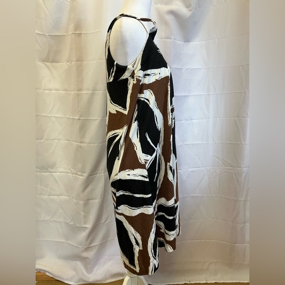 a.n.a Black and White Sleeveless Halter Midi Sundress - Picture 6 of 10